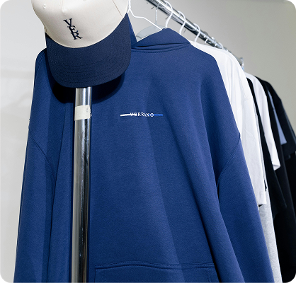 Frame 2095585510